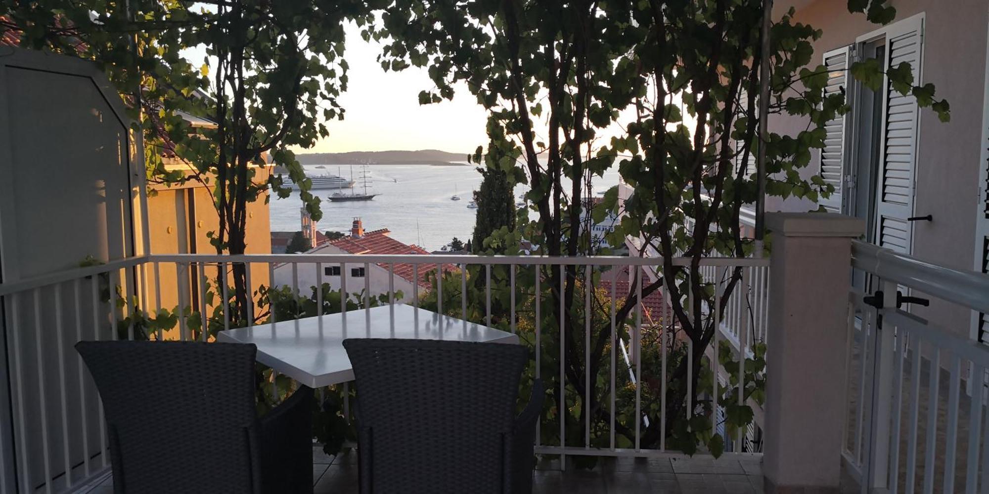 Apartments Kresic Hvar Town Quarto foto