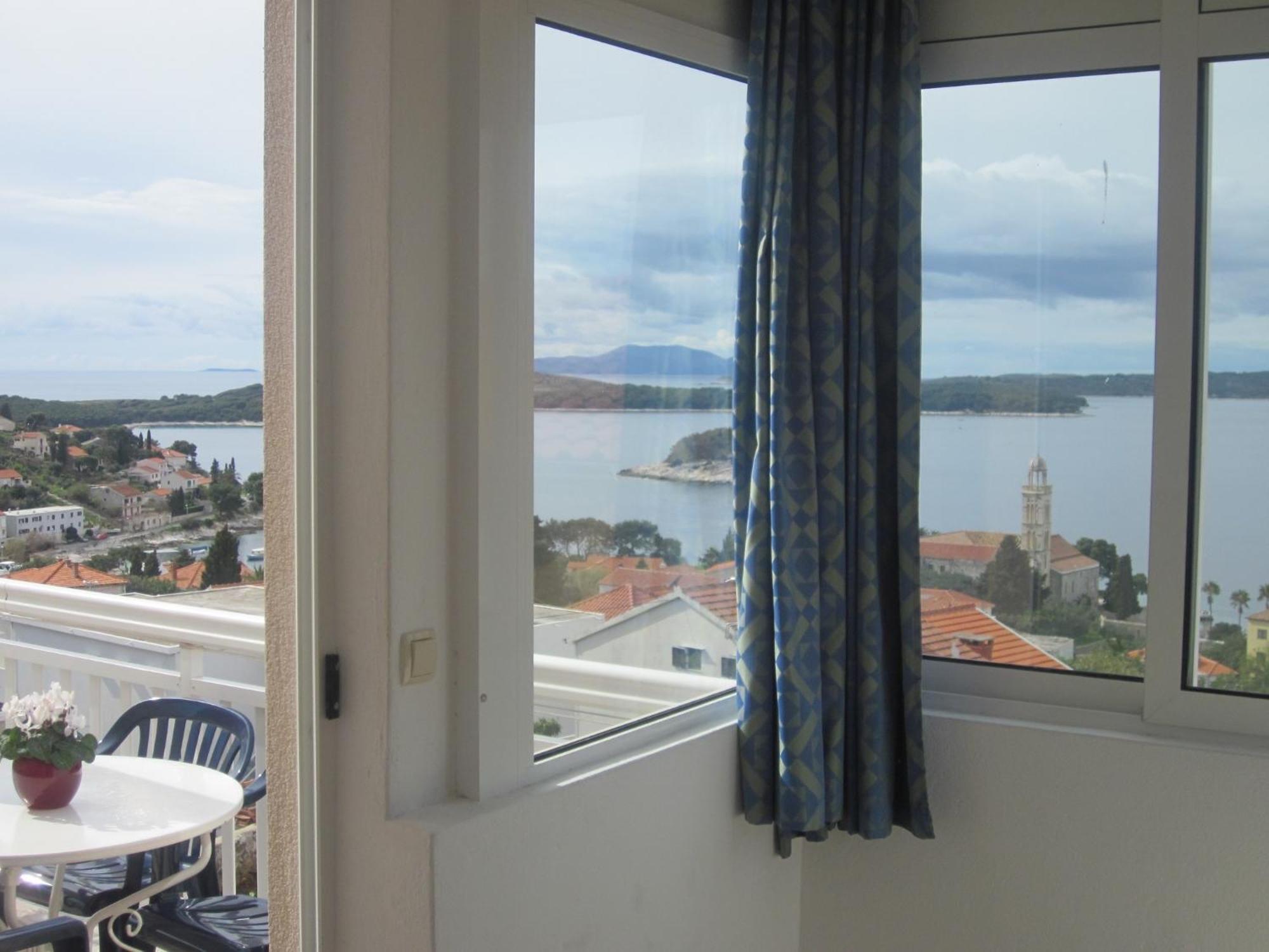 Apartments Kresic Hvar Town Quarto foto